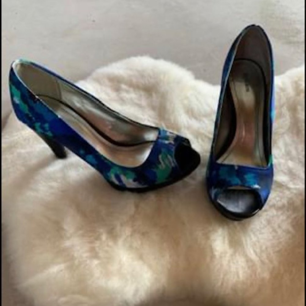 Multi colour (blue & green) high heel size 7